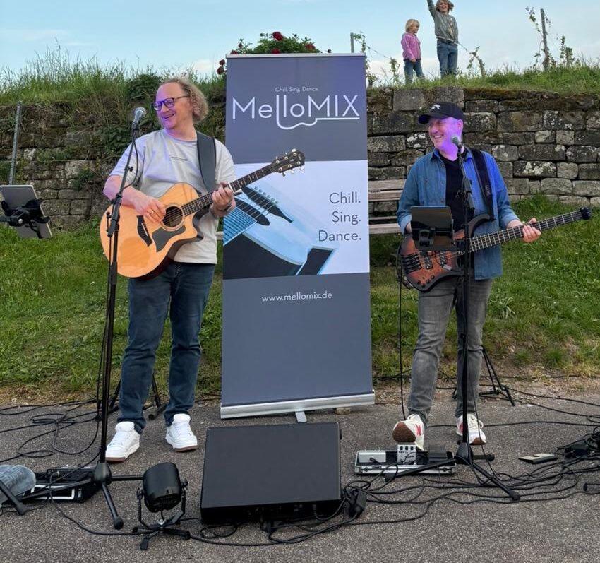 Weindorf-Weinstadt_mit_MelloMix Livemusik